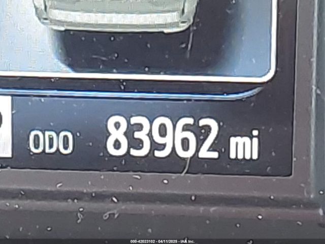 5TDXZ3DCXKS993095 Toyota Sienna Se Premium 8 Passenger