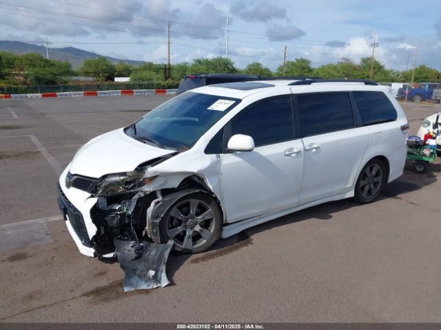 5TDXZ3DCXKS993095 Toyota Sienna Se Premium 8 Passenger