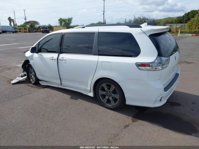 5TDXZ3DCXKS993095 Toyota Sienna Se Premium 8 Passenger