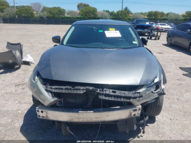 1N4AA6AP9GC901494 Nissan Maxima 3.5 S