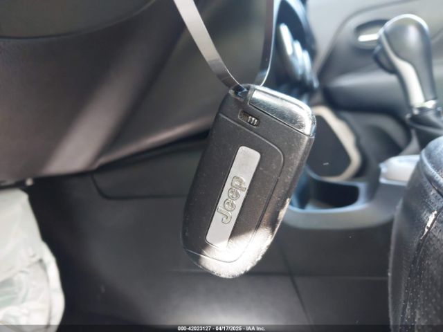 ZACCJADT5GPE29952 Jeep Renegade Limited