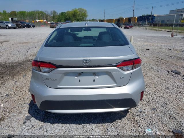 5YFEPMAE8NP329299 Toyota COROLLA LE