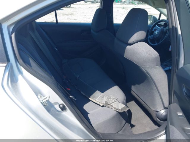 5YFEPMAE8NP329299 Toyota COROLLA LE