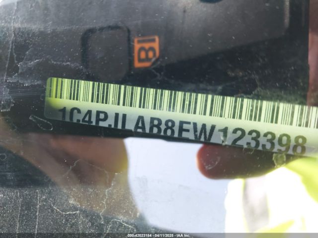 1C4PJLAB8EW123398 Jeep Cherokee Sport