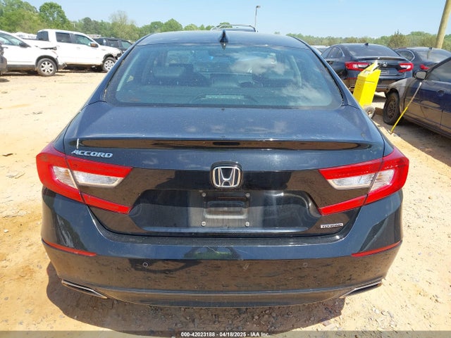 1HGCV1F91JA157964 Honda Accord Touring