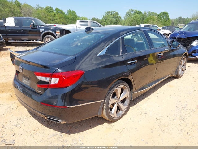 1HGCV1F91JA157964 Honda Accord Touring