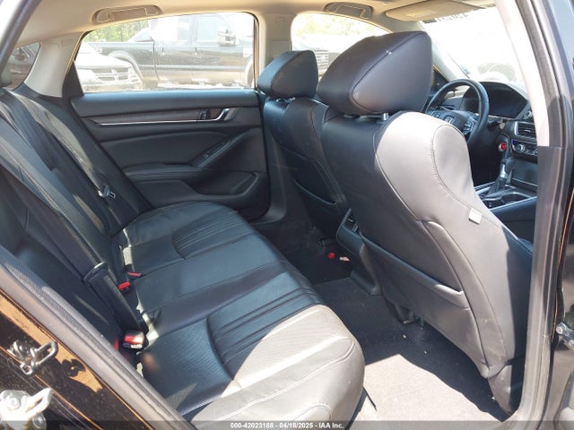 1HGCV1F91JA157964 Honda Accord Touring