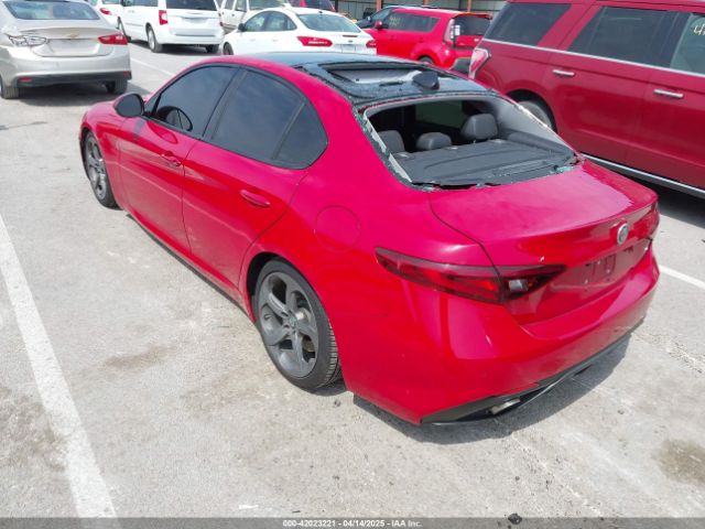 2018 ALFA ROMEO GIULIA ZARFAEDNXJ7571486 Photo 2