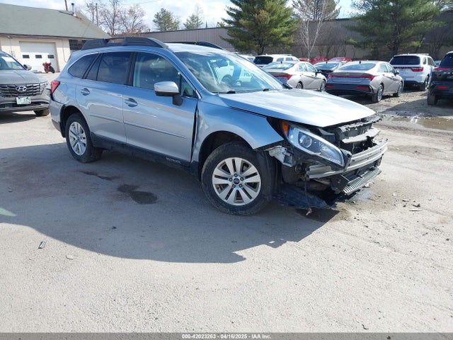 Subaru Outback 2.5i Premium 2017 4S4BSACC0H3312176 Image 1