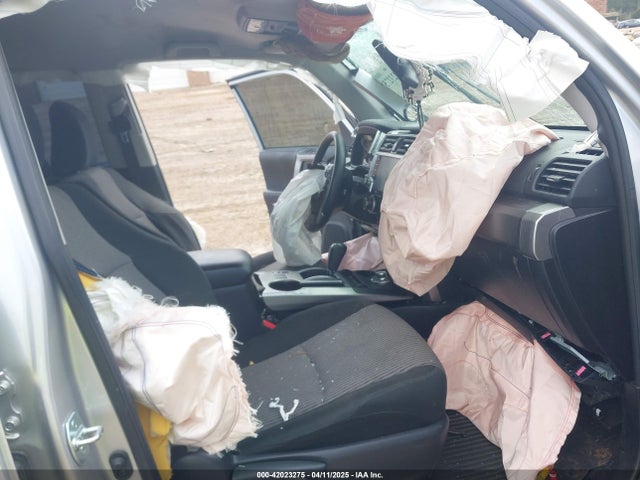 JTEMU5JR6M5885762 Toyota 4RUNNER SR5
