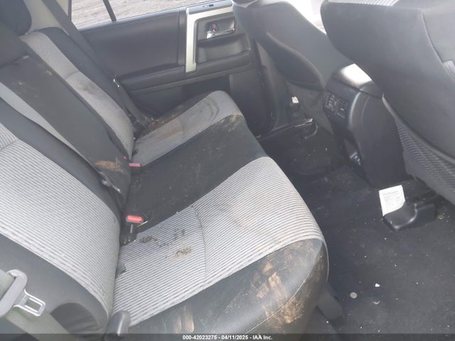 JTEMU5JR6M5885762 Toyota 4RUNNER SR5