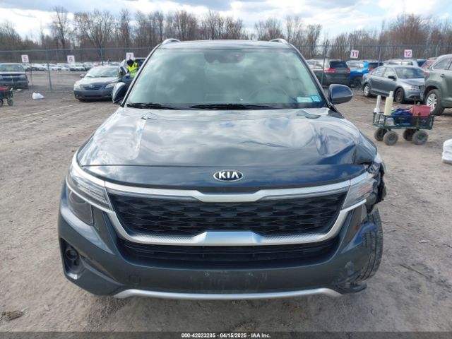 KNDERCAA2M7137118 KIA SELTOS EX