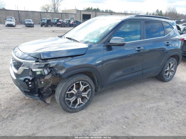 KNDERCAA2M7137118 KIA SELTOS EX
