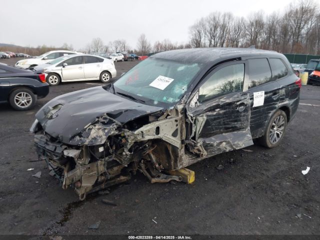 JA4AZ2A39HZ064313 Mitsubishi Outlander Es