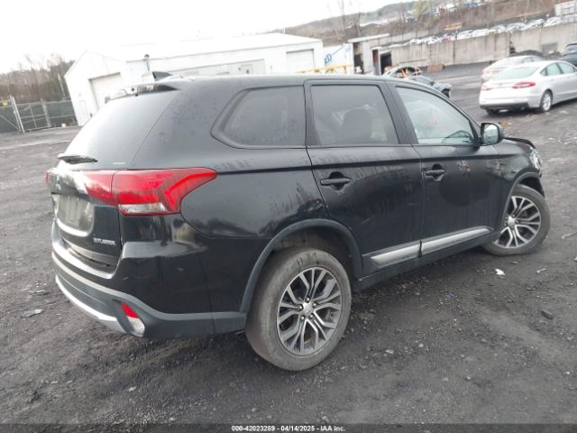 JA4AZ2A39HZ064313 Mitsubishi Outlander Es