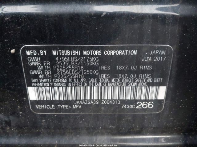 JA4AZ2A39HZ064313 Mitsubishi Outlander Es
