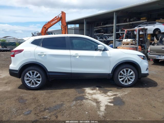 JN1BJ1AVXMW308675 Nissan Rogue Sport S Fwd Xtronic Cvt