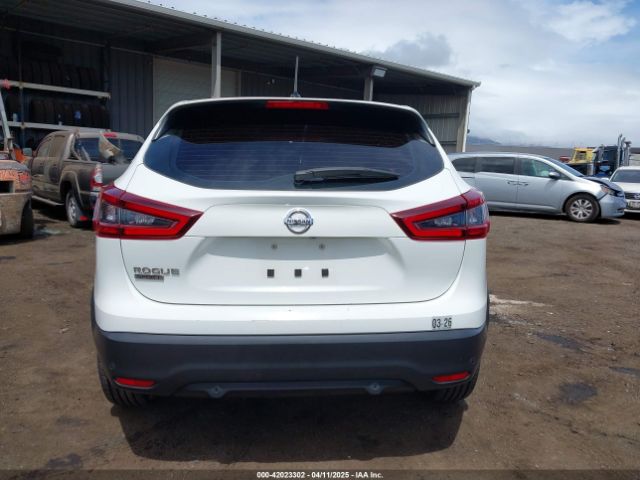JN1BJ1AVXMW308675 Nissan Rogue Sport S Fwd Xtronic Cvt