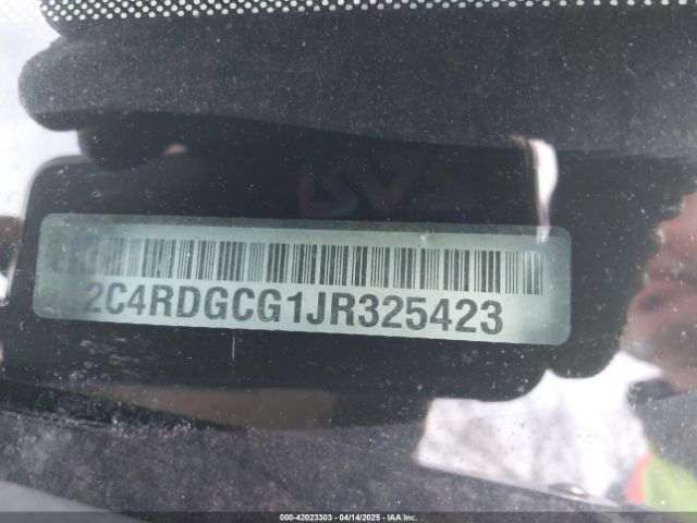 2C4RDGCG1JR325423 Dodge Grand Caravan Sxt