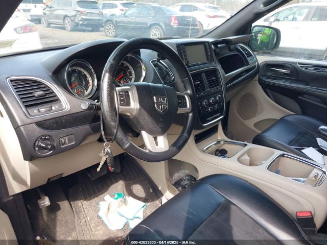 2C4RDGCG1JR325423 Dodge Grand Caravan Sxt