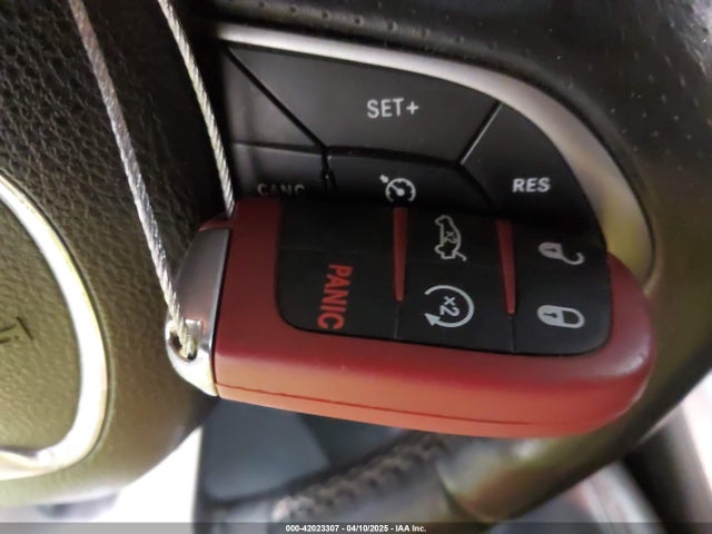 2C3CDXL95KH571720 Dodge 2019