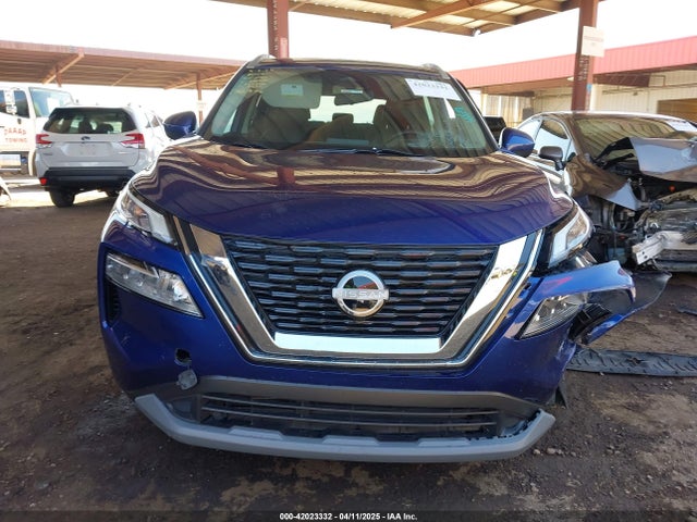 5N1BT3BA0PC885621 Nissan Rogue Sv Fwd