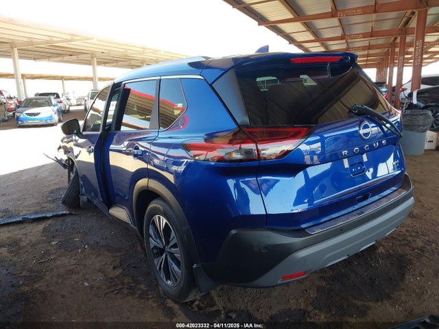 5N1BT3BA0PC885621 Nissan Rogue Sv Fwd
