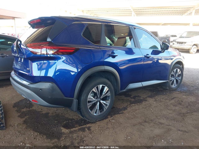 5N1BT3BA0PC885621 Nissan Rogue Sv Fwd