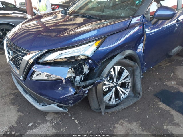 5N1BT3BA0PC885621 Nissan Rogue Sv Fwd