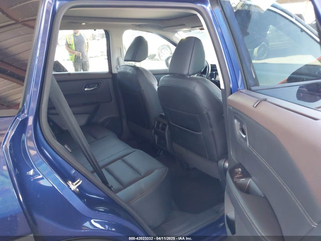 5N1BT3BA0PC885621 Nissan Rogue Sv Fwd