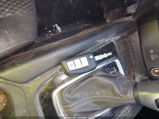 JN1BJ1AV9MW571983 Nissan Rogue Sport S Fwd Xtronic Cvt
