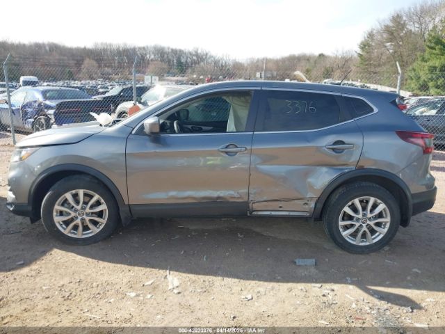 JN1BJ1AV9MW571983 Nissan Rogue Sport S Fwd Xtronic Cvt