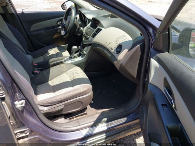 1G1PA5SH0E7299802 Chevrolet Cruze Ls Auto