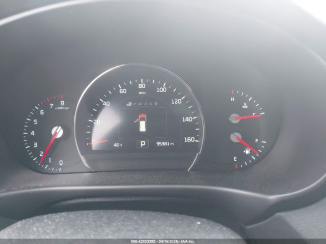 5XYPKDA58HG239523 KIA Sorento 3.3l Sx