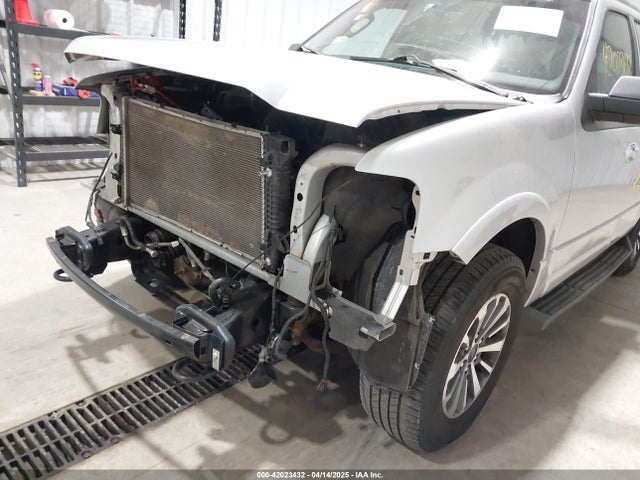 1FMJU1JT1GEF36309 Ford Expedition Xlt