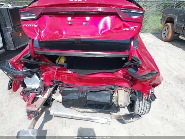 3KPF44AC9RE823593 KIA FORTE GT