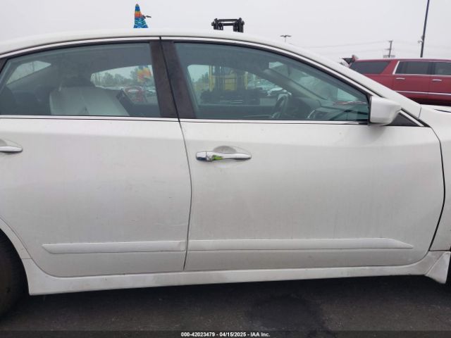 1N4AL3AP3HC271093 Nissan Altima 2.5 S