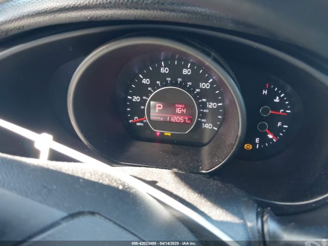 KNDJP3A52J7538171 KIA SOUL +