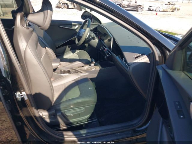 KNDCR3LE3P5062081 KIA Niro Ex Touring