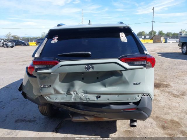 2T3W1RFV4MW179255 Toyota Rav4 Xle