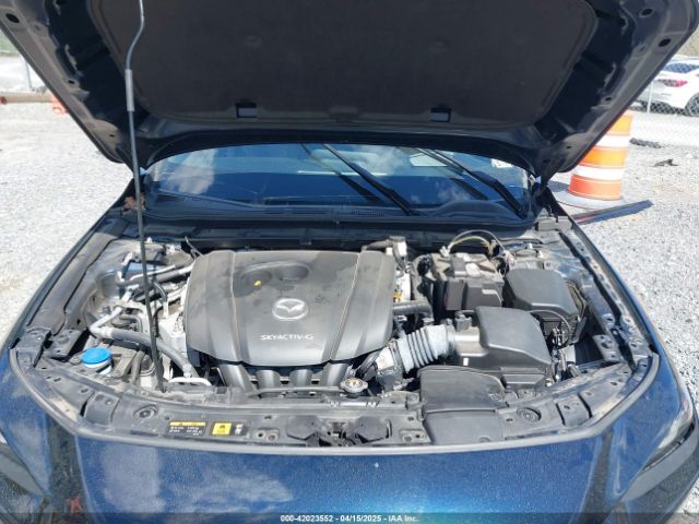 JM1BPANMXK1140768 Mazda Mazda3 Premium Package