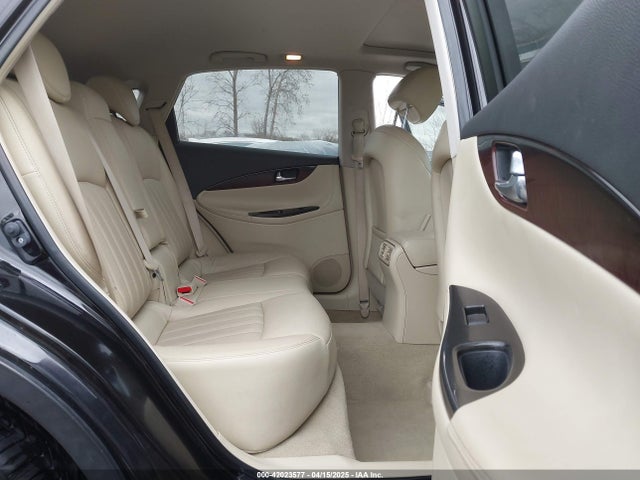 JN1BJ0RR6HM400076 Infiniti QX50