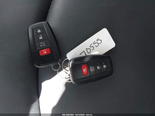 JTDKAMFP3M3193640 Toyota Prius Prime Xle