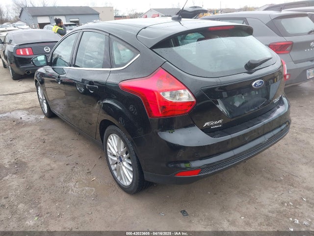 1FADP3N26EL369997 Ford Focus Titanium
