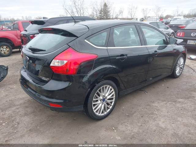 1FADP3N26EL369997 Ford Focus Titanium