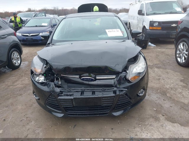 1FADP3N26EL369997 Ford Focus Titanium