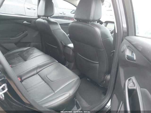 1FADP3N26EL369997 Ford Focus Titanium