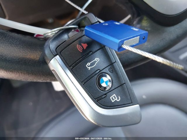 WBXHU7C31J5H43802 BMW X1 Sdrive28i