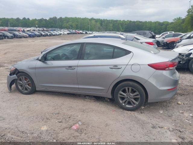 5NPD84LF8HH007410 Hyundai ELANTRA SE