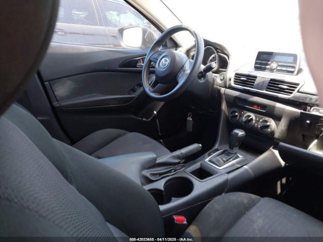 JM1BM1U78E1159182 Mazda Mazda3 I Sport